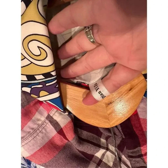 Liang Dian Yi Zu Vintage Button Down Shirt Size Large - Picture 5 of 5